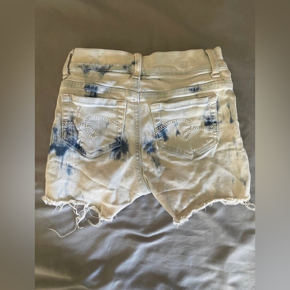 Justice Girls Shorts Bleached Tie Dye Button Fly : Denim Fringe Hem Sz 7 Slim - Picture 2 of 3